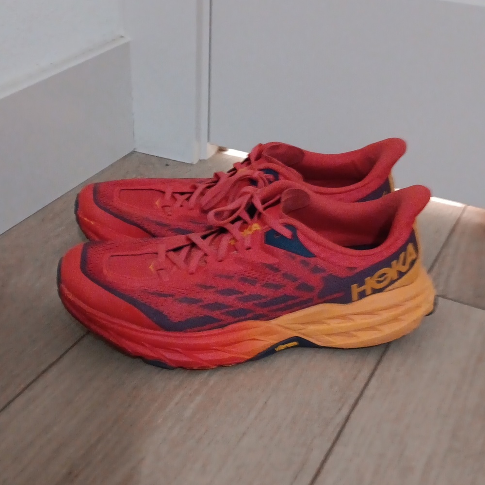 Hoka One One Speedgoat 5